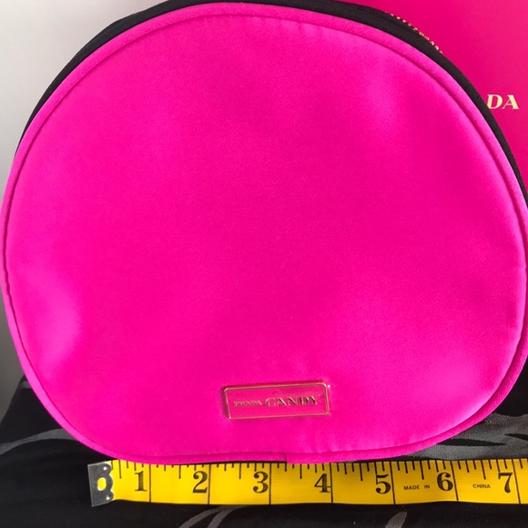 Prada candy cosmetic bag - Picture 2 of 8
